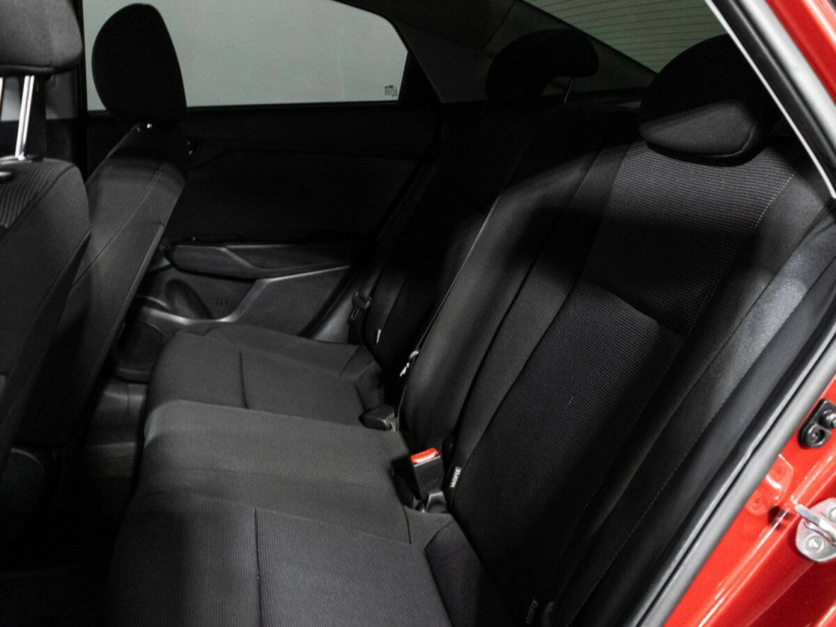 Hyundai Solaris II Рестайлинг, 2021 Фото №10