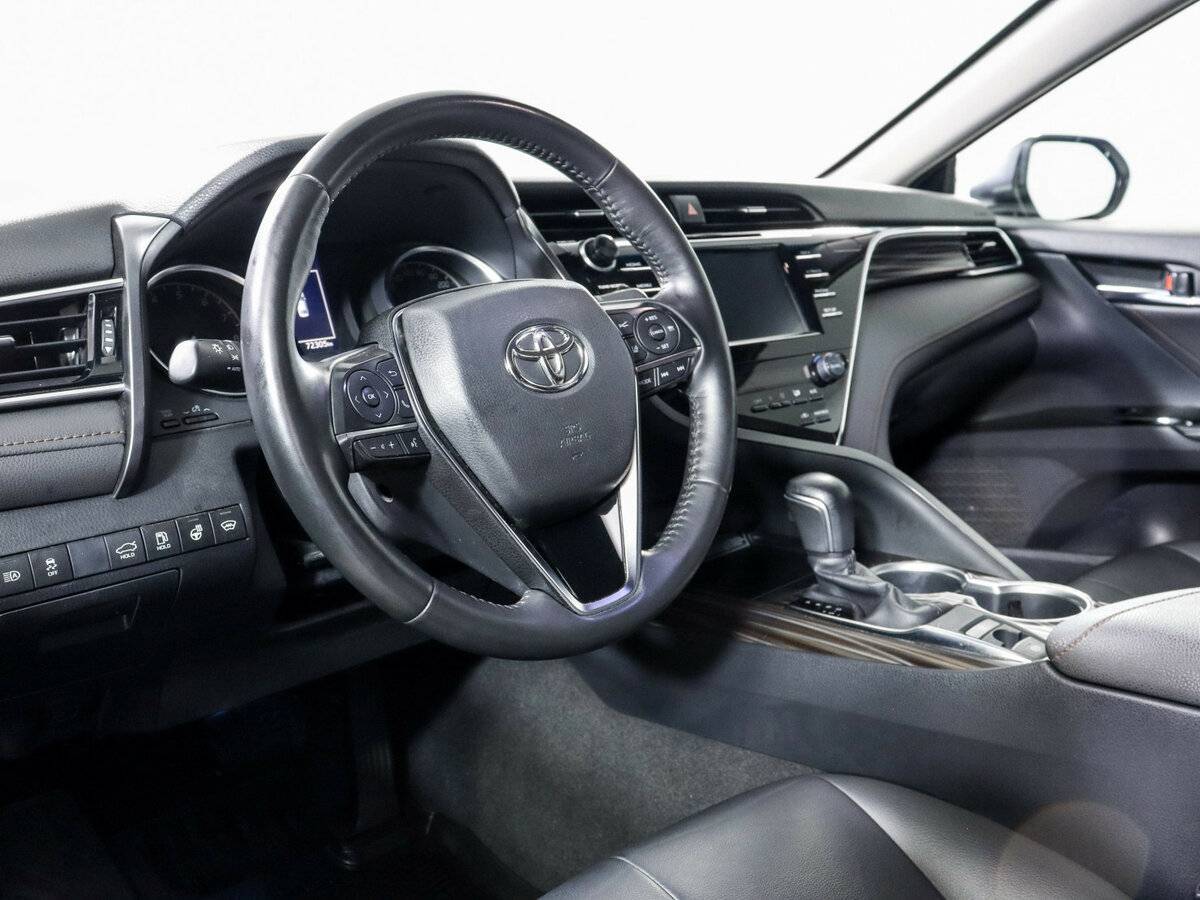 Toyota Camry, 2021 Фото №14