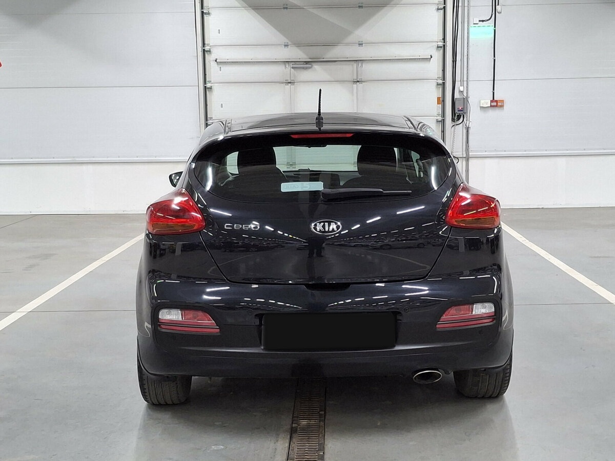 Kia Ceed II Рестайлинг, 2015 Фото №6