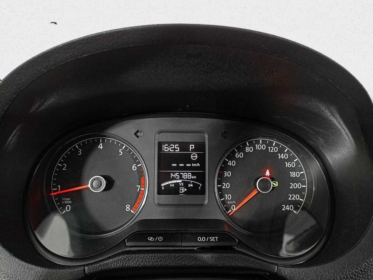 Volkswagen Polo, 2016 Фото №13