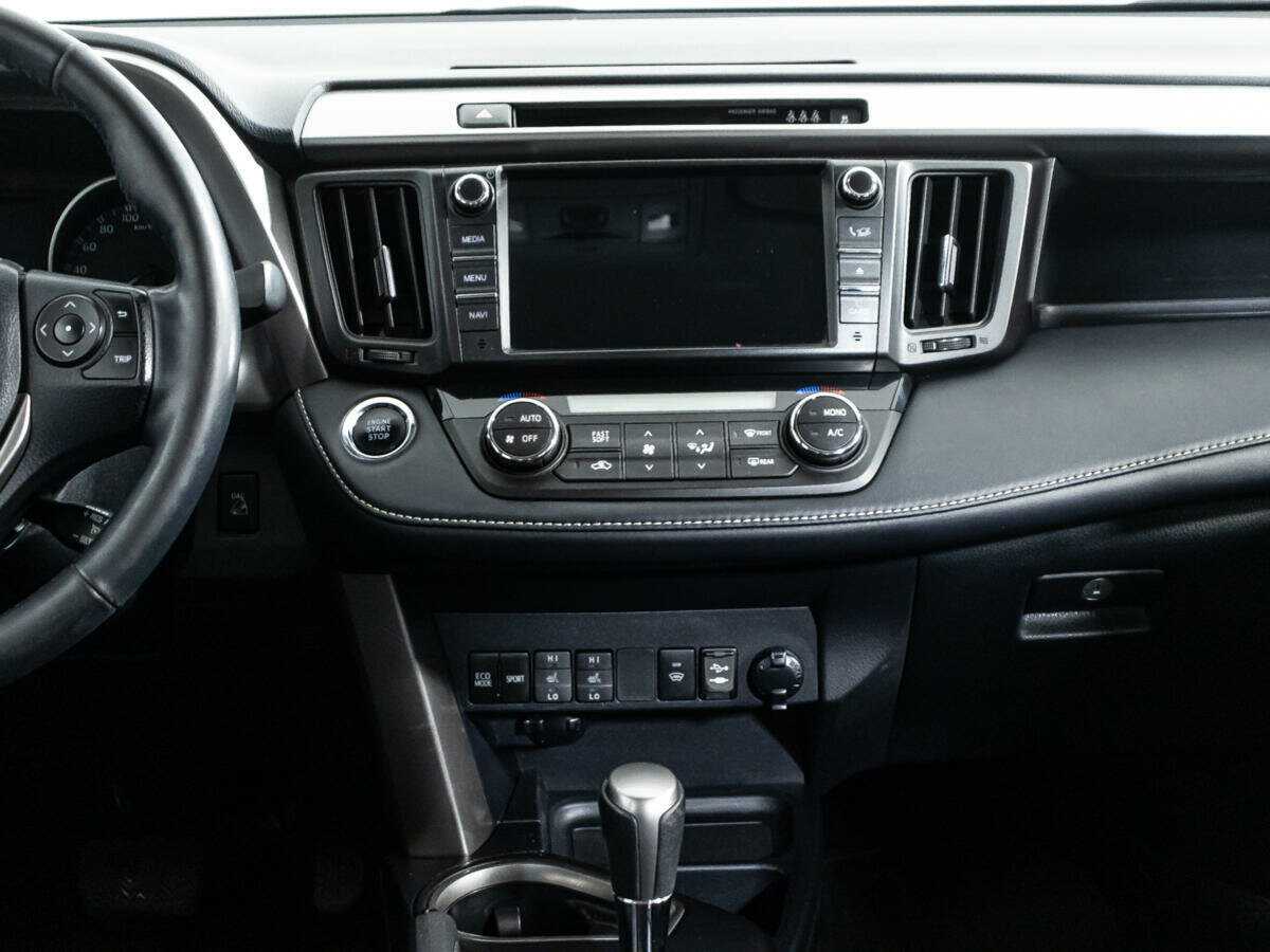 Toyota RAV4, 2018 Фото №14