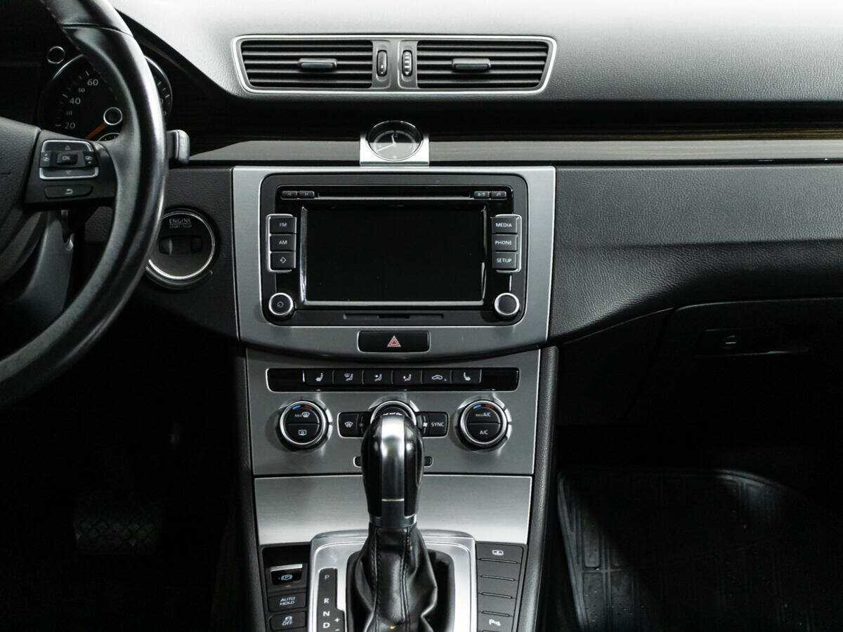 Volkswagen Passat CC, 2013 Фото №14