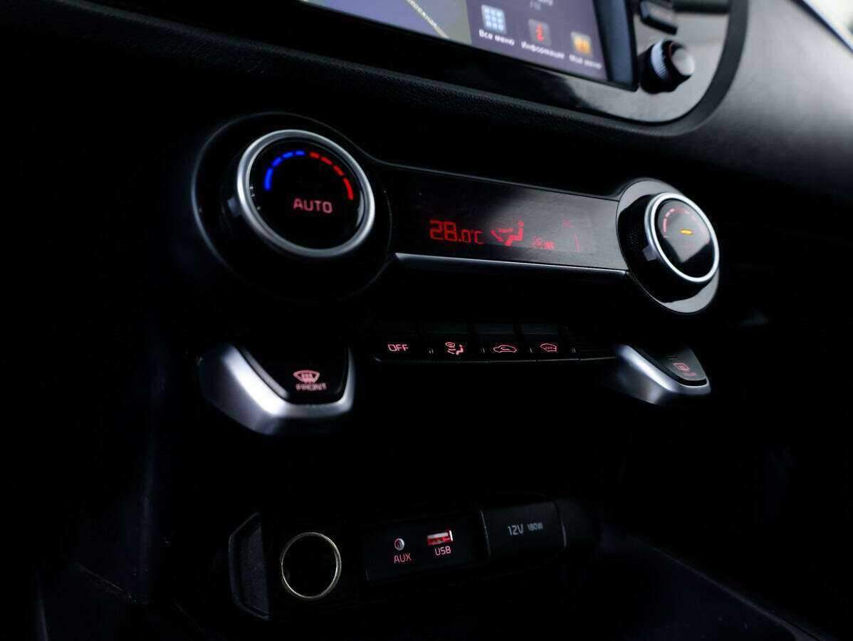 Kia Rio X-Line, 2018 Фото №16