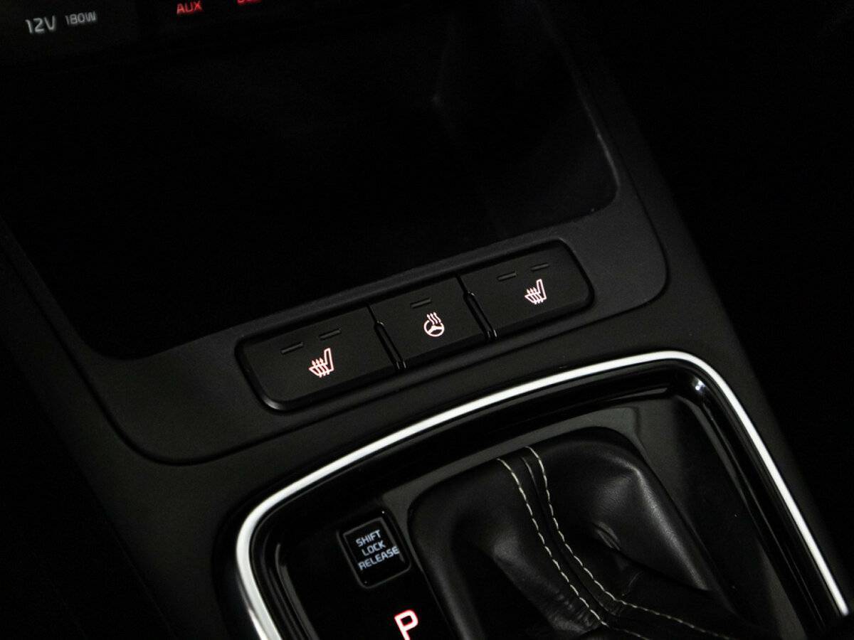 Kia Rio X-Line, 2018 Фото №18