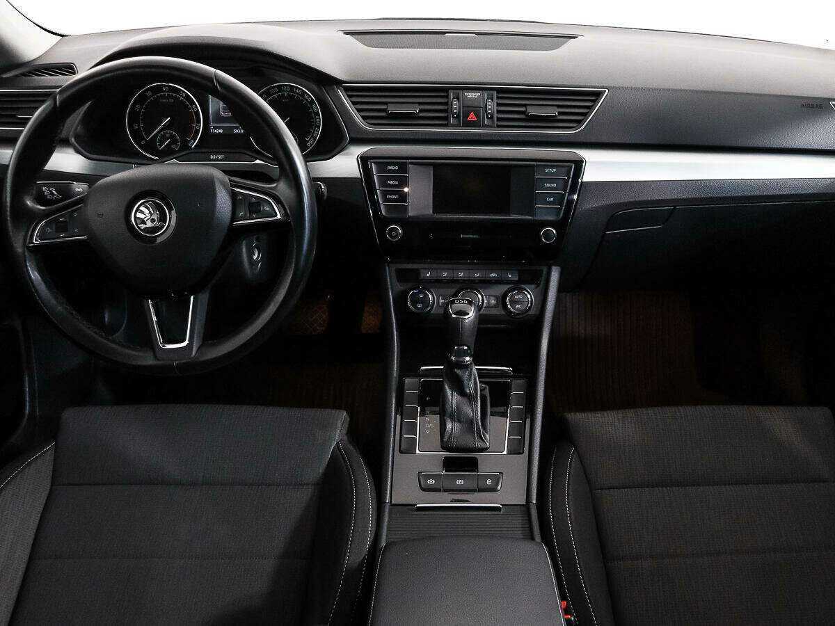 Skoda Superb, 2016 Фото №12