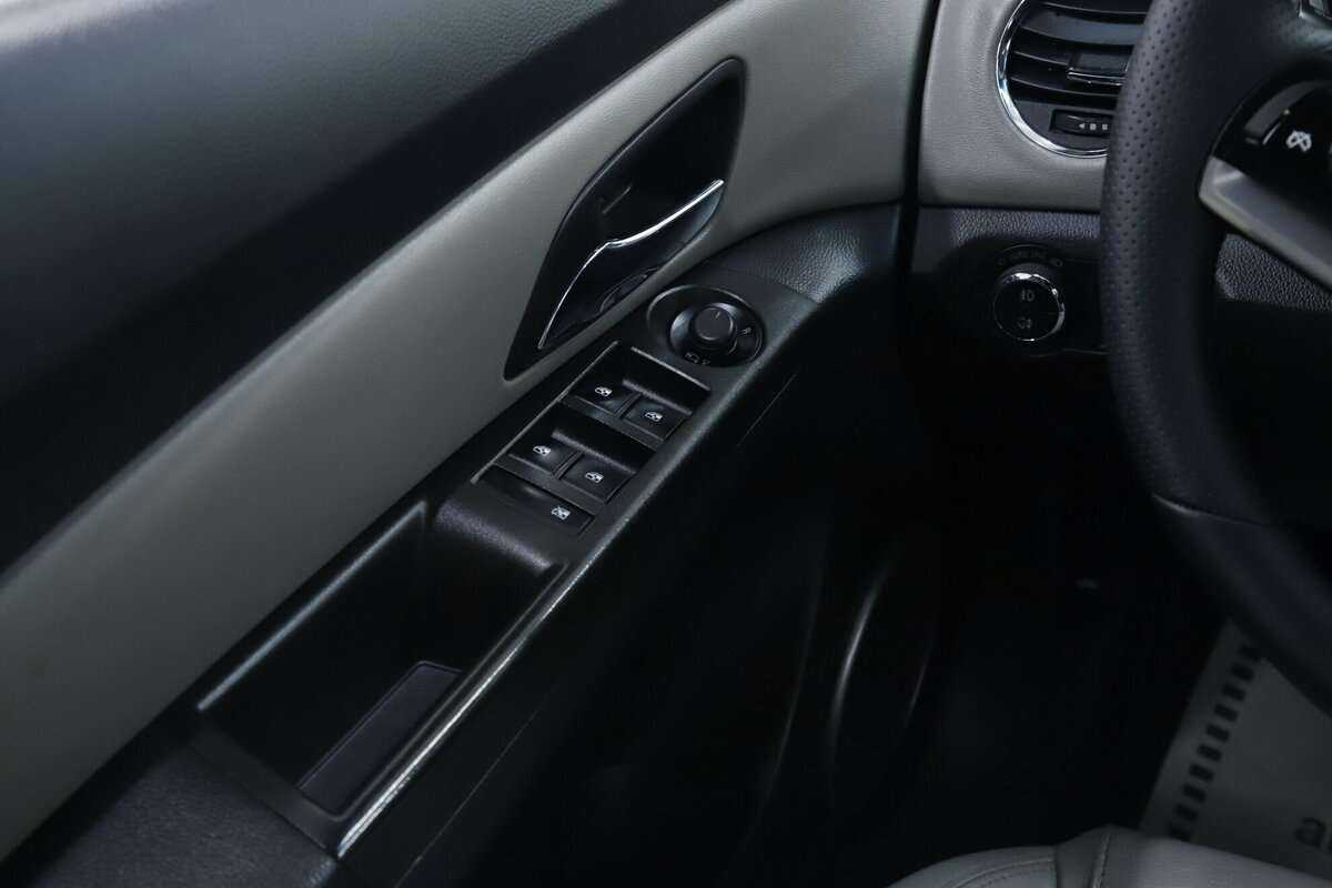 Chevrolet Cruze, 2015 Фото №10