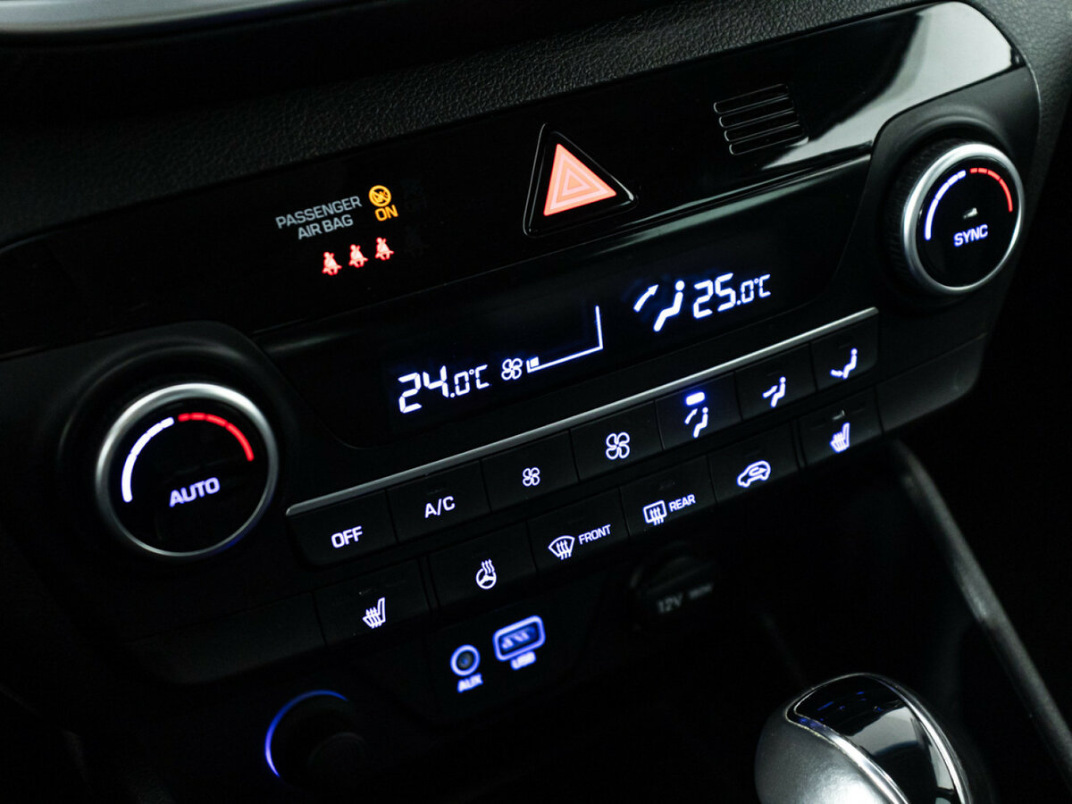 Hyundai Tucson III Рестайлинг, 2018 Фото №14