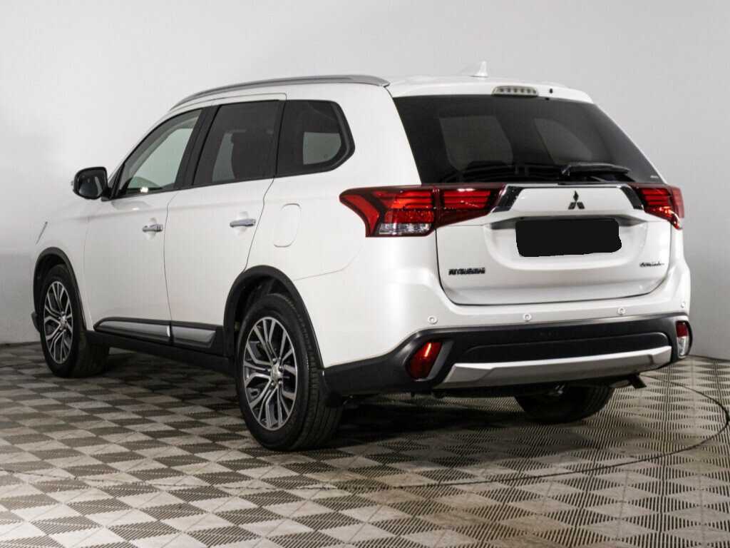 Mitsubishi Outlander, 2018 Фото №7