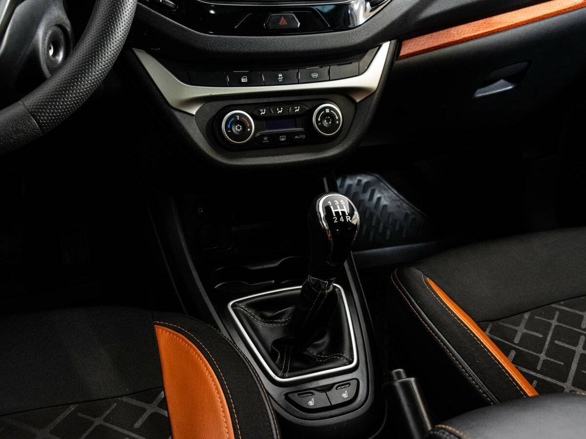 Lada (ВАЗ) Vesta Cross, 2018 Фото №12