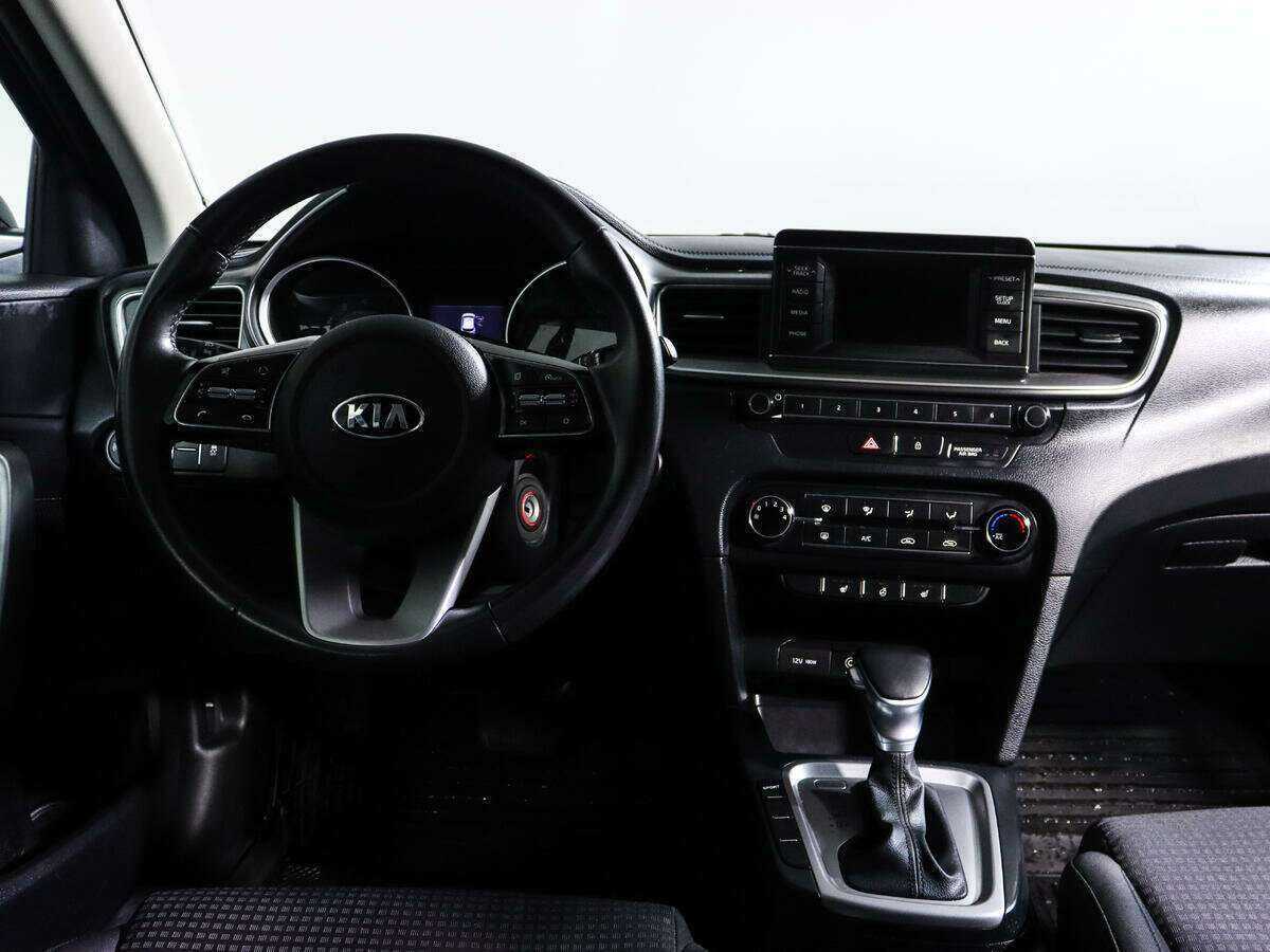 Kia Ceed, 2019 Фото №10