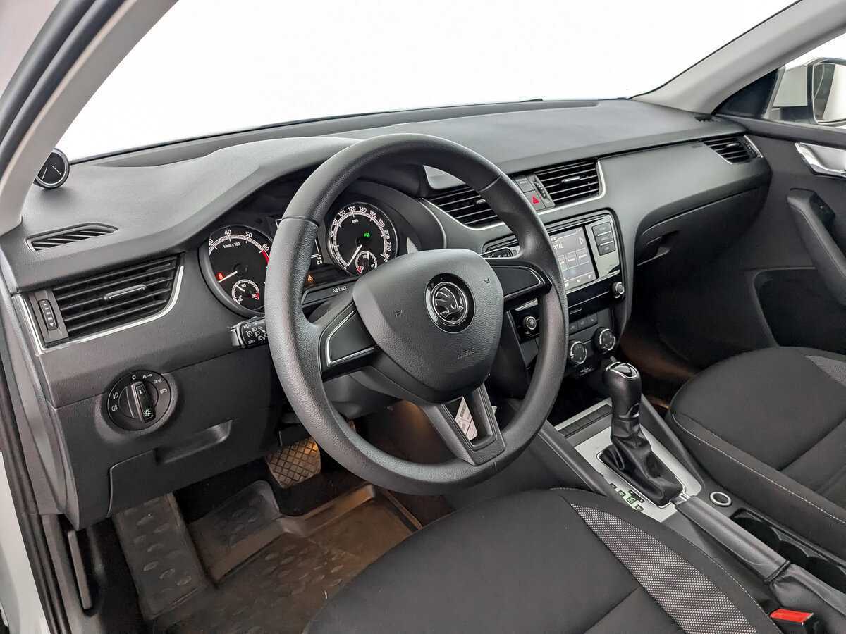 Skoda Octavia, 2019 Фото №16