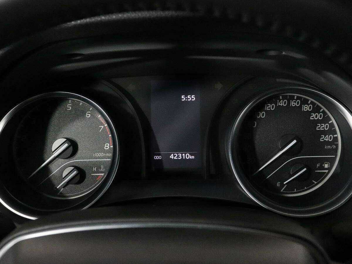 Toyota Camry, 2020 Фото №7