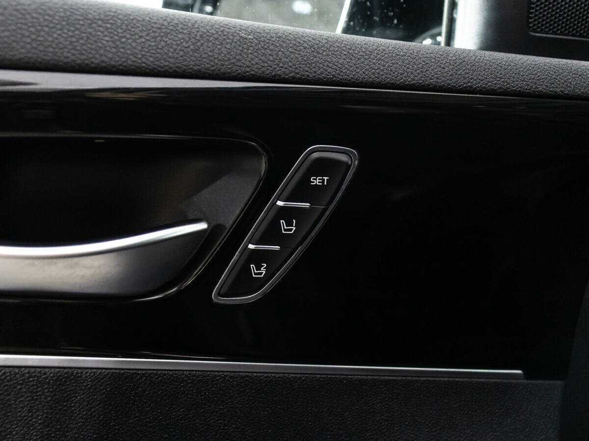 Kia Sorento, 2018 Фото №23