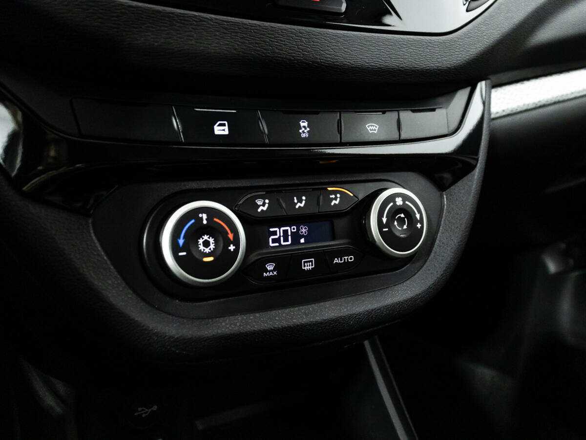 Lada (ВАЗ) Vesta SW, 2019 Фото №15