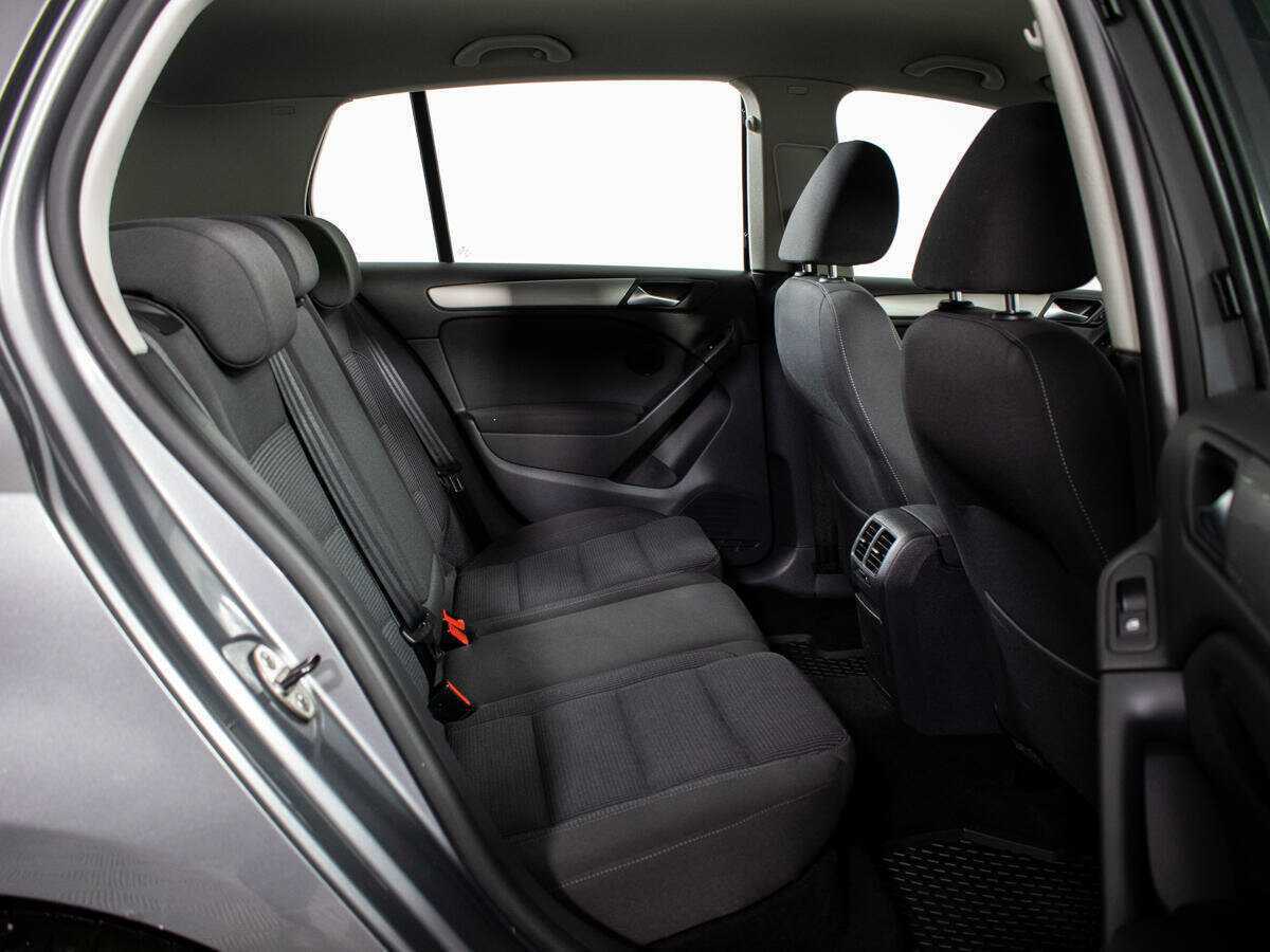 Volkswagen Golf, 2012 Фото №8