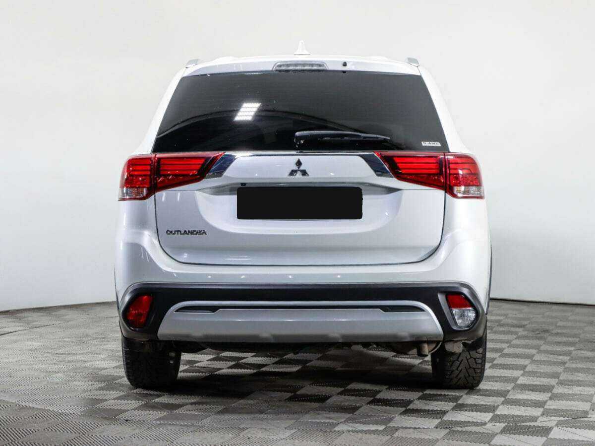 Mitsubishi Outlander, 2021 Фото №6