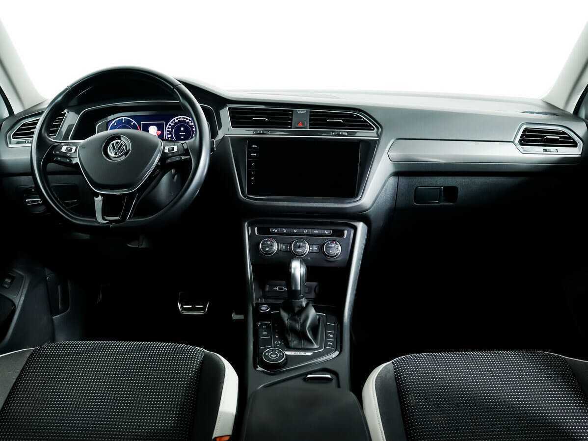 Volkswagen Tiguan, 2019 Фото №11