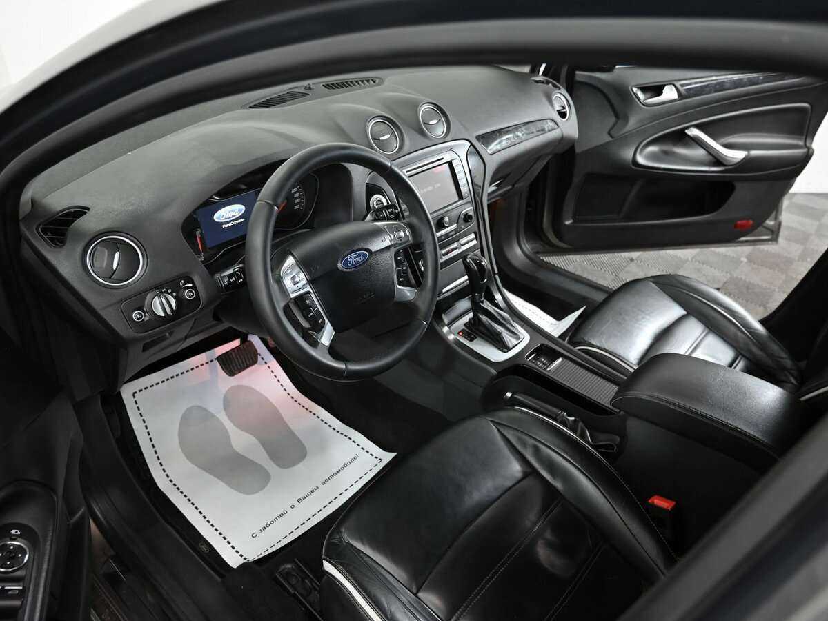 Ford Mondeo, 2012 Фото №9