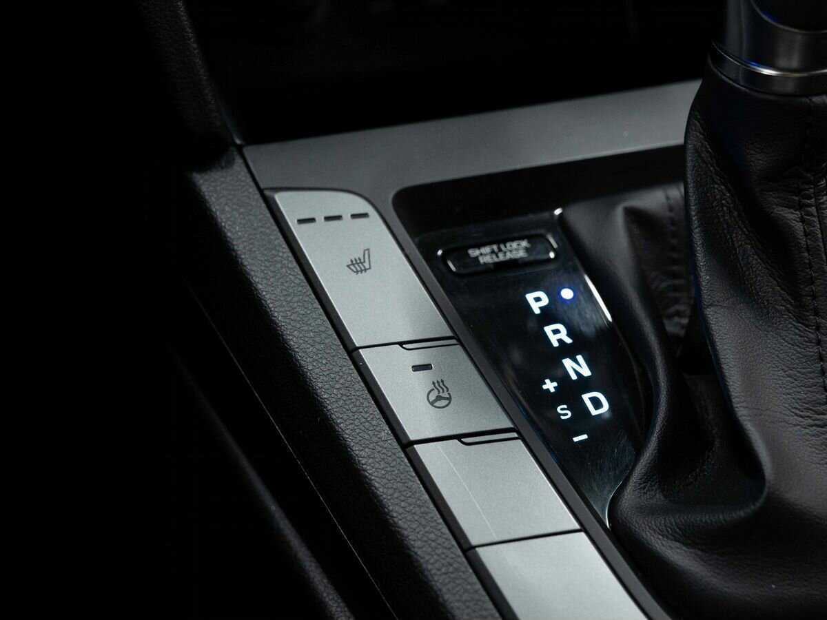 Hyundai Elantra, 2020 Фото №25