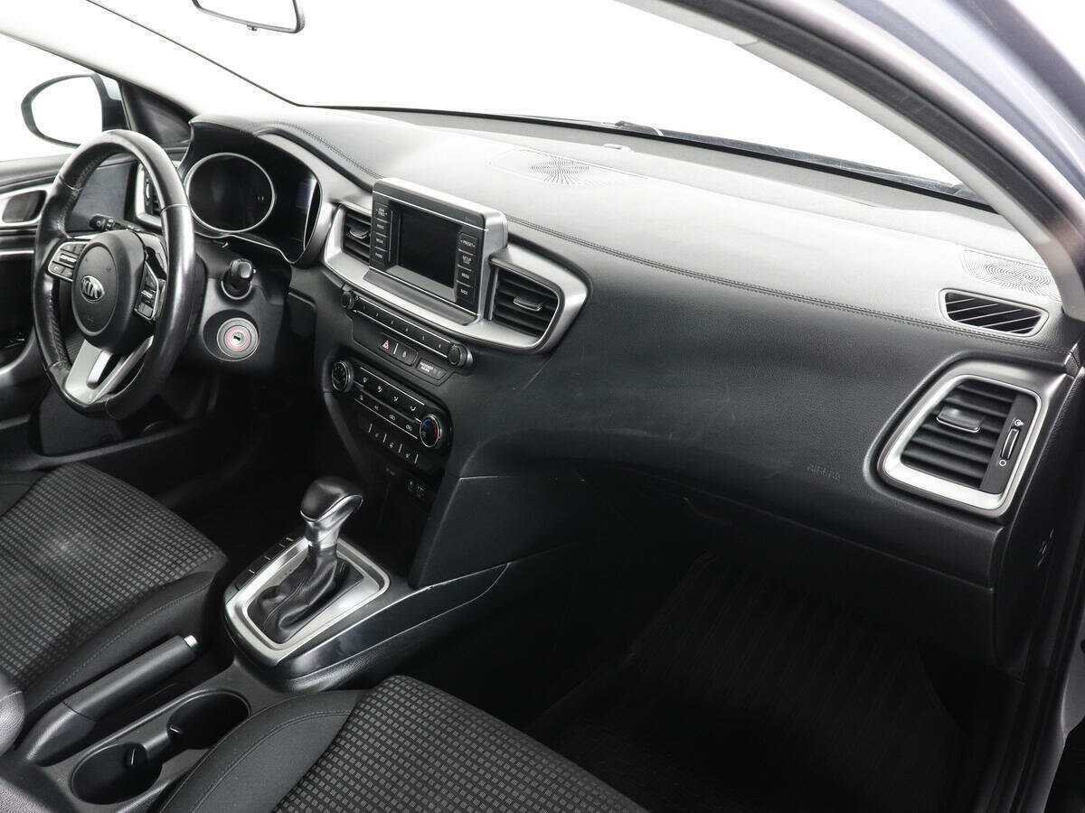 Kia Ceed, 2018 Фото №10