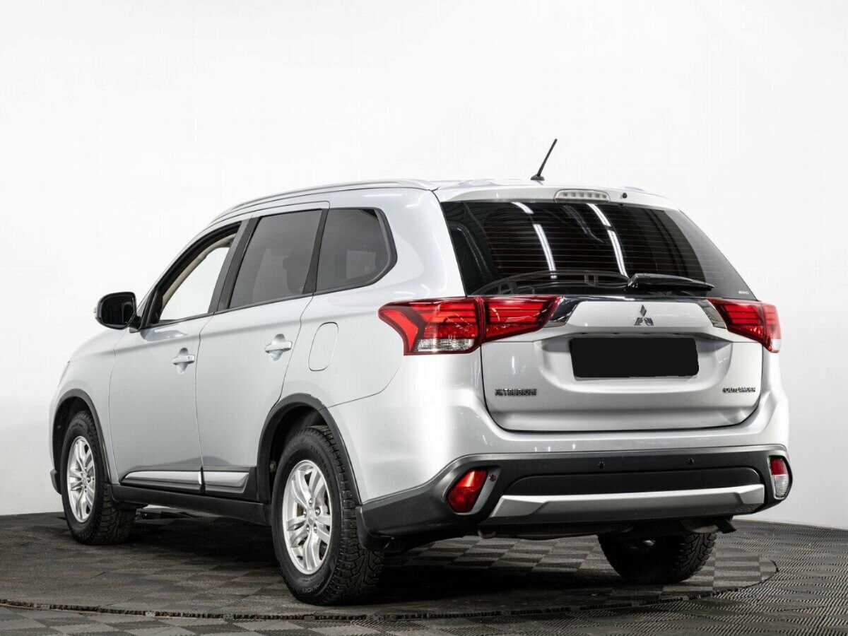 Mitsubishi Outlander, 2016 Фото №6