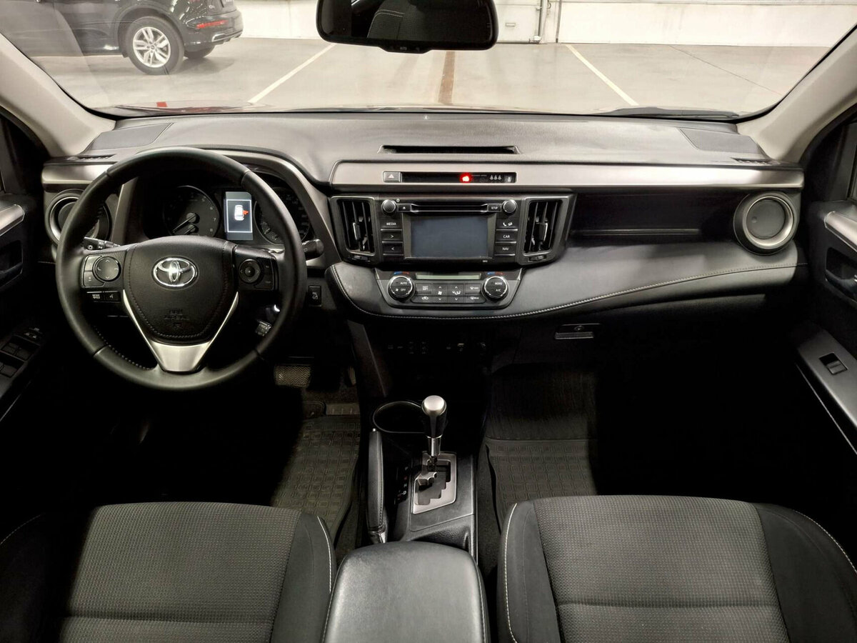 Toyota RAV4 IV (XA40) Рестайлинг, 2016 Фото №13