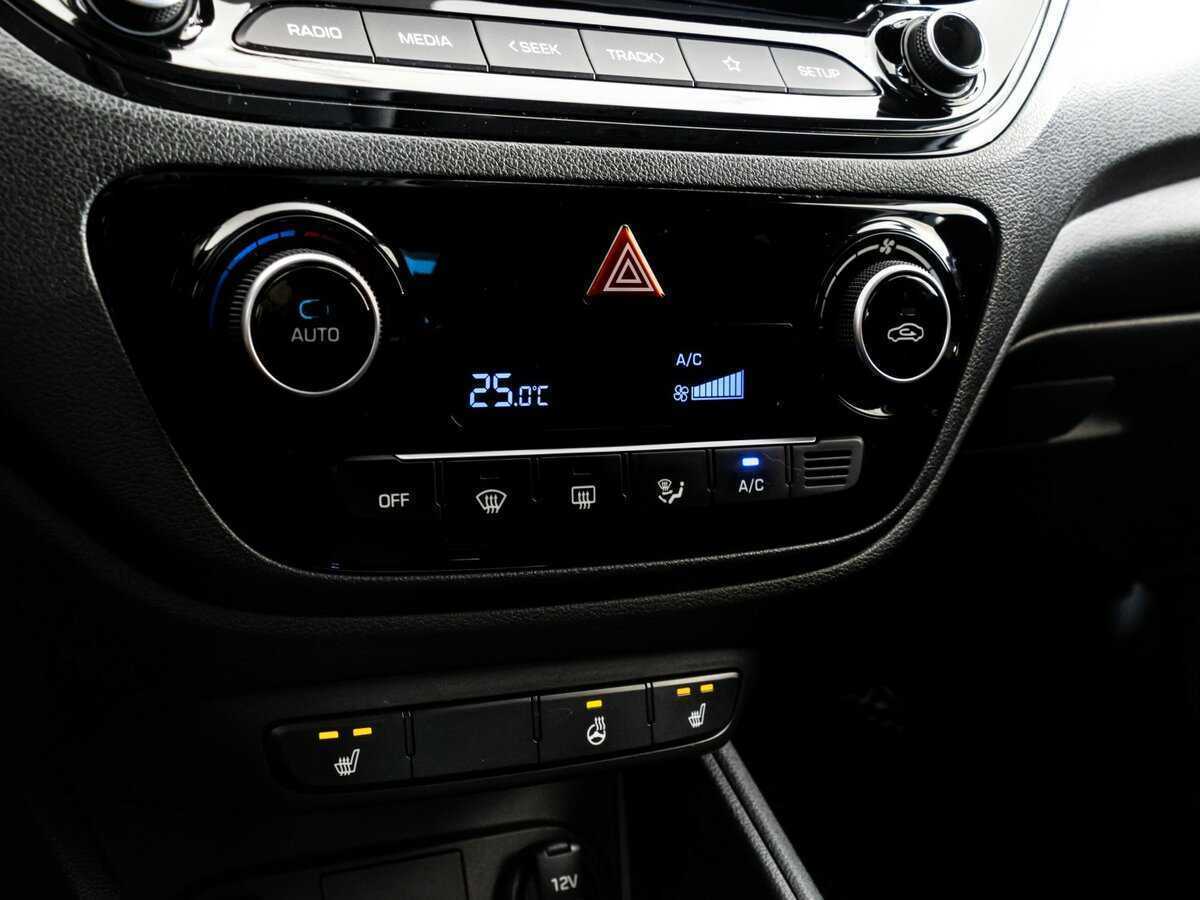 Hyundai Solaris, 2022 Фото №11