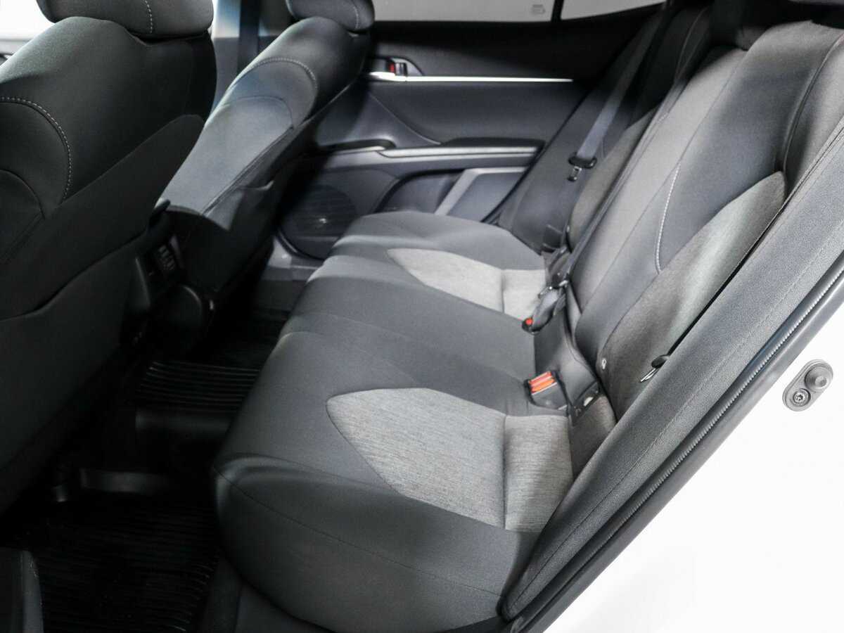 Toyota Camry, 2021 Фото №7