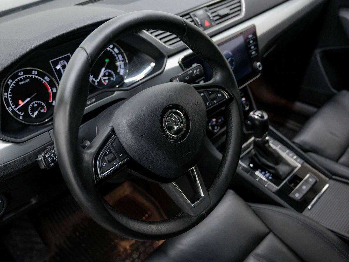 Skoda Superb, 2017 Фото №19