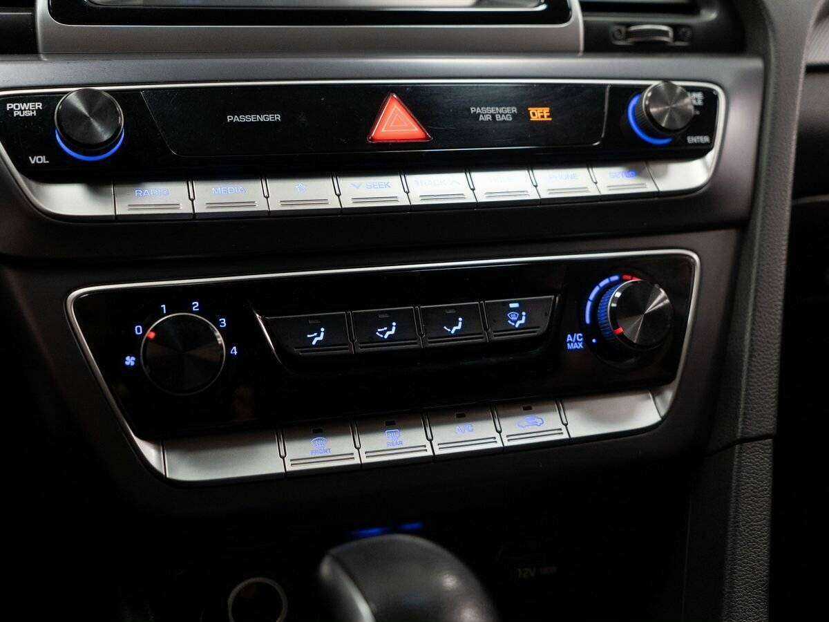 Hyundai Sonata, 2018 Фото №13