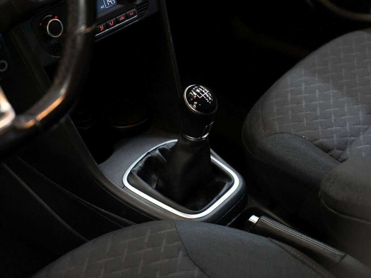 Volkswagen Polo, 2019 Фото №11