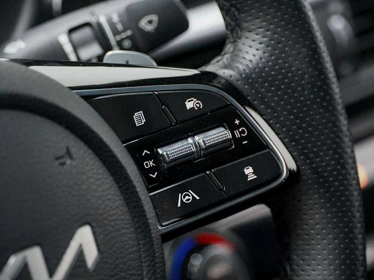 Kia Cerato, 2022 Фото №16