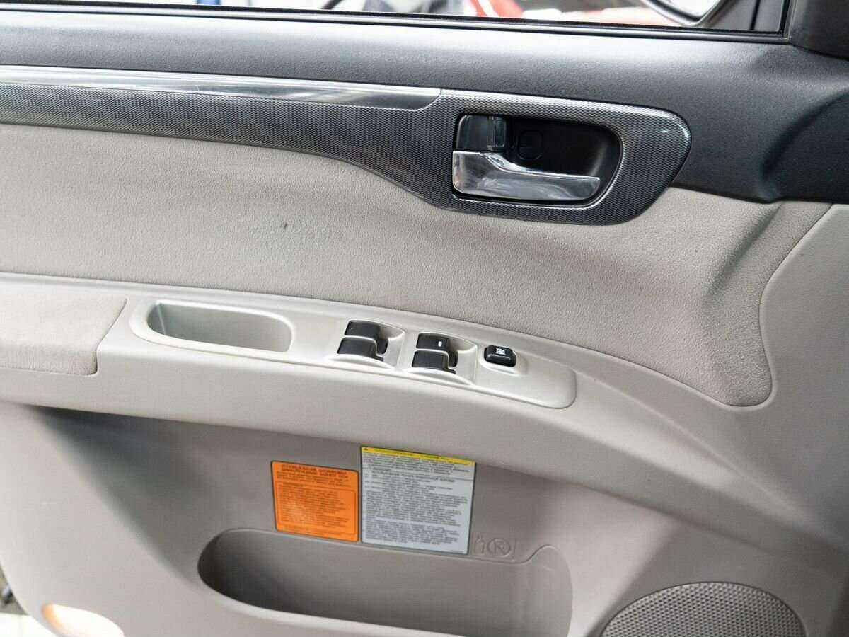 Mitsubishi Pajero Sport, 2014 Фото №15