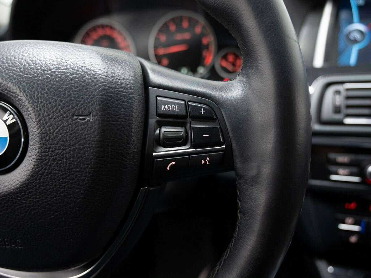 BMW 5 серии 528i xDrive, 2013 Фото №17