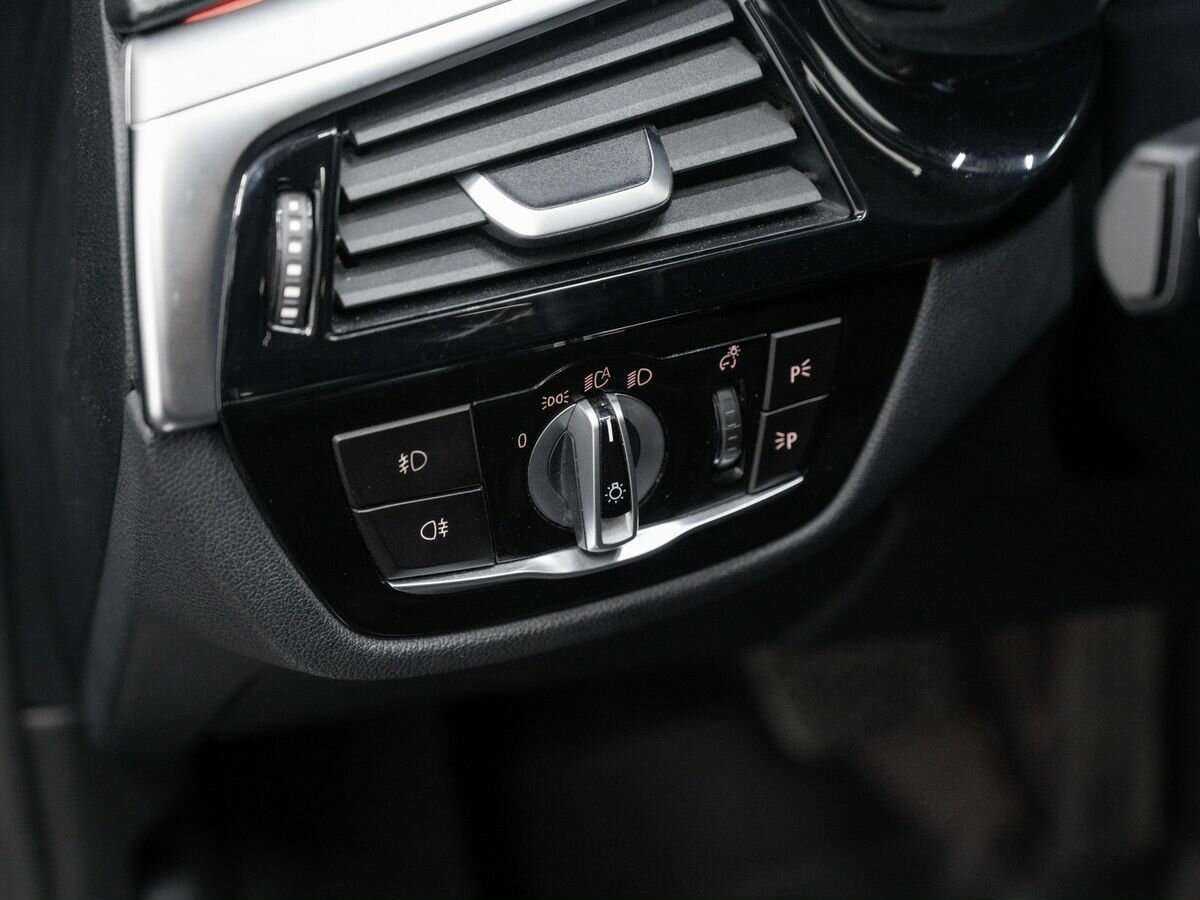 BMW 5 серии 520d, 2018 Фото №18