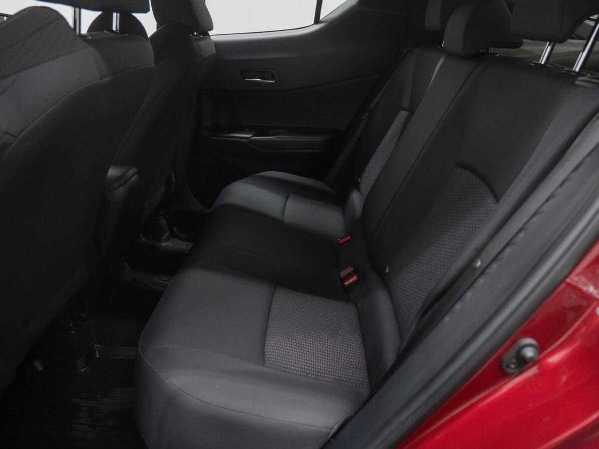 Toyota C-HR, 2018 Фото №10