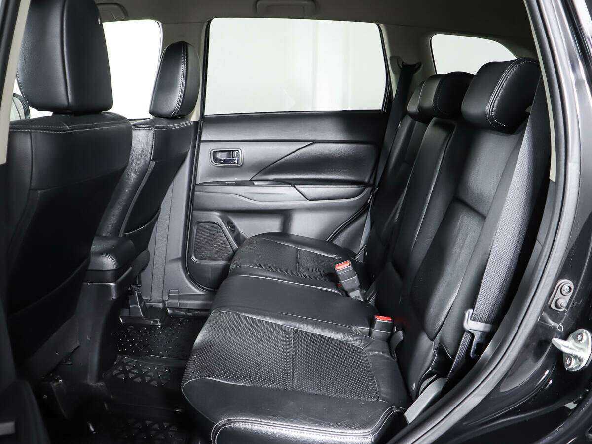 Mitsubishi Outlander, 2012 Фото №11