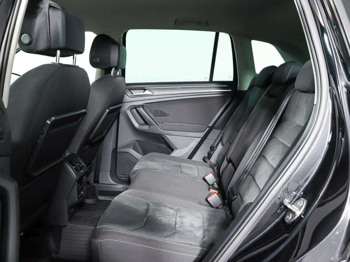 Volkswagen Tiguan, 2020 Фото №11