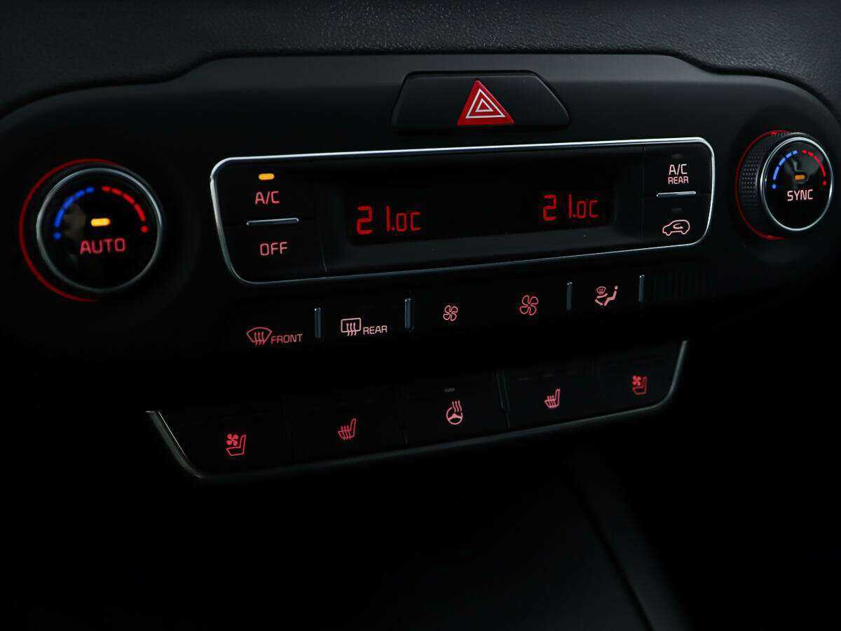 Kia Sorento, 2018 Фото №17