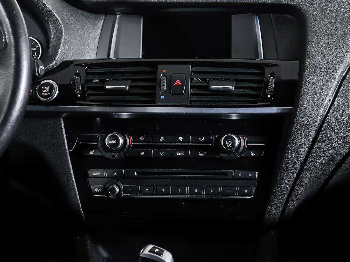 BMW X3 28i xDrive, 2014 Фото №12