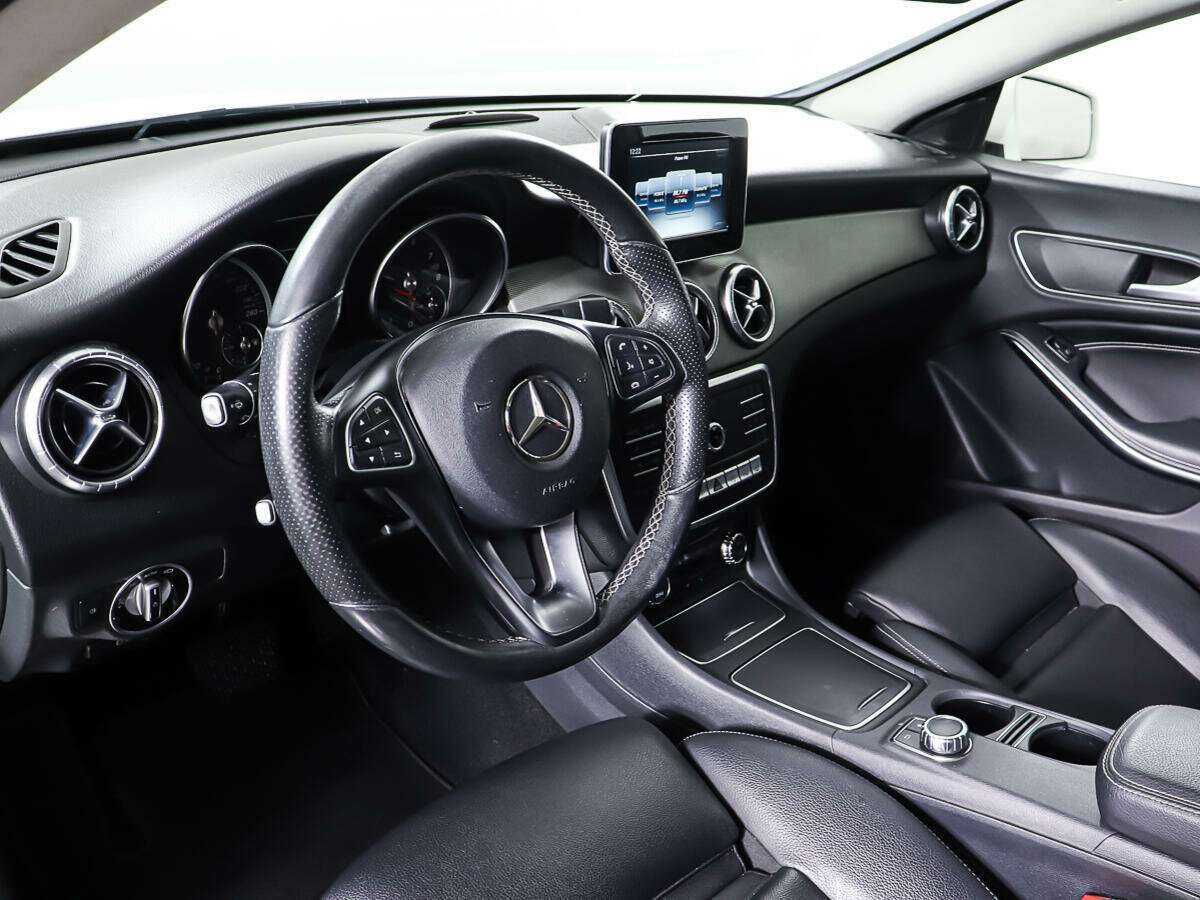 Mercedes-Benz CLA 200, 2016 Фото №13
