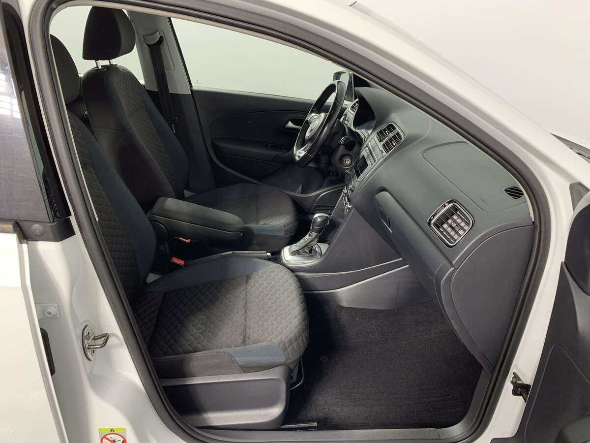 Volkswagen Polo, 2020 Фото №12