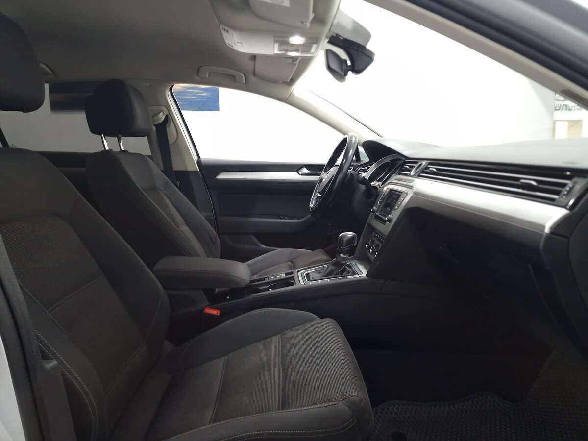 Volkswagen Passat, 2015 Фото №16