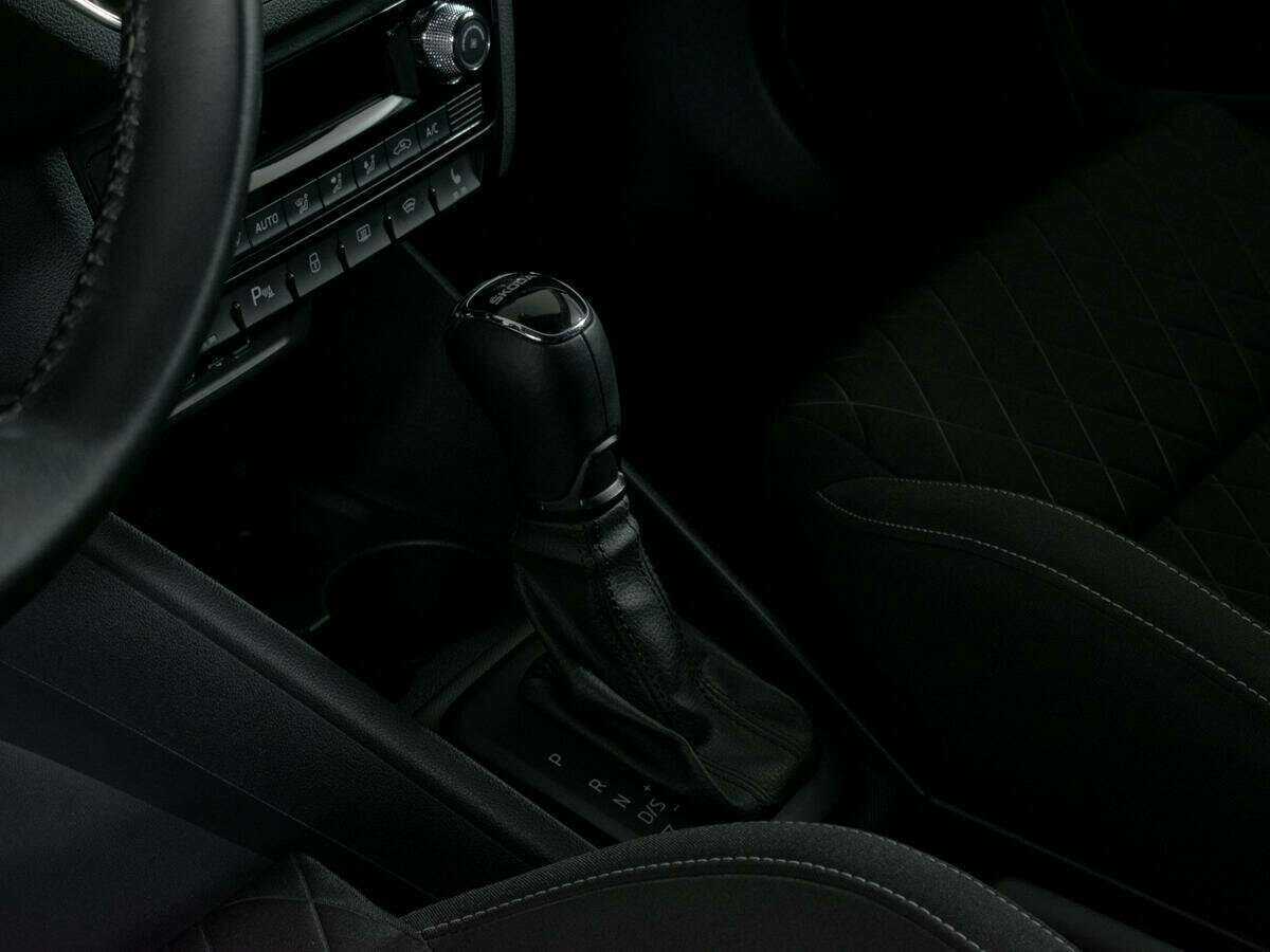 Skoda Rapid, 2021 Фото №15