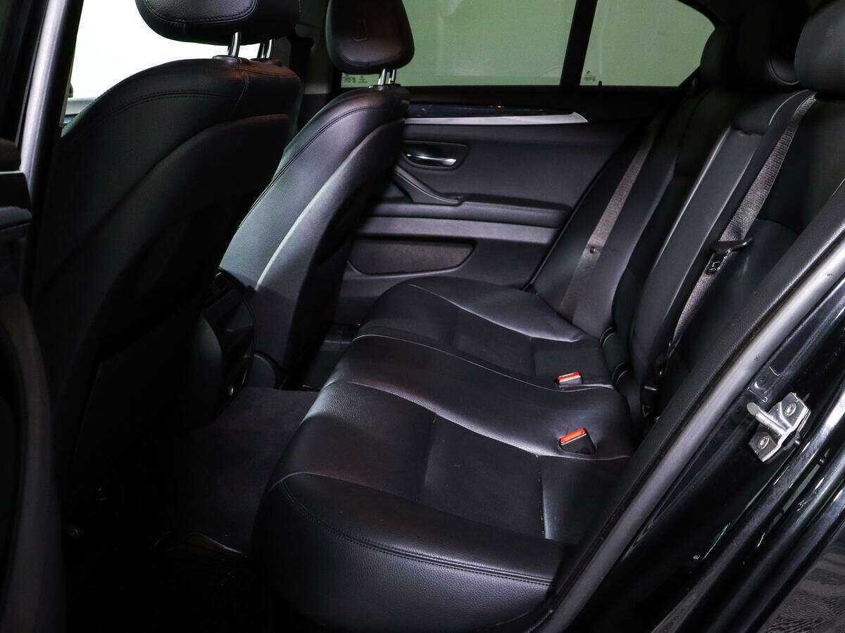 BMW 5 серии 520i, 2014 Фото №9