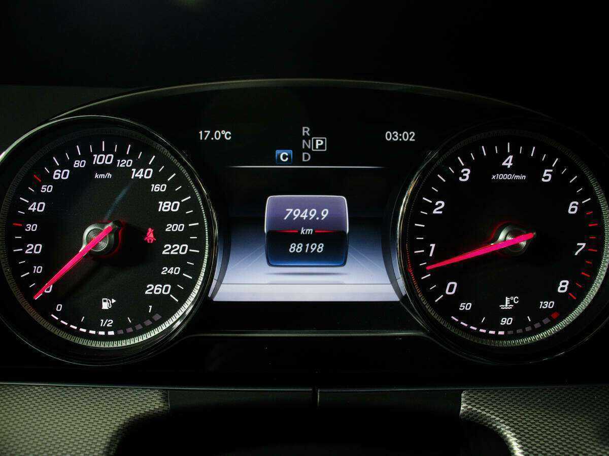 Mercedes-Benz E-Класс 200, 2016 Фото №11