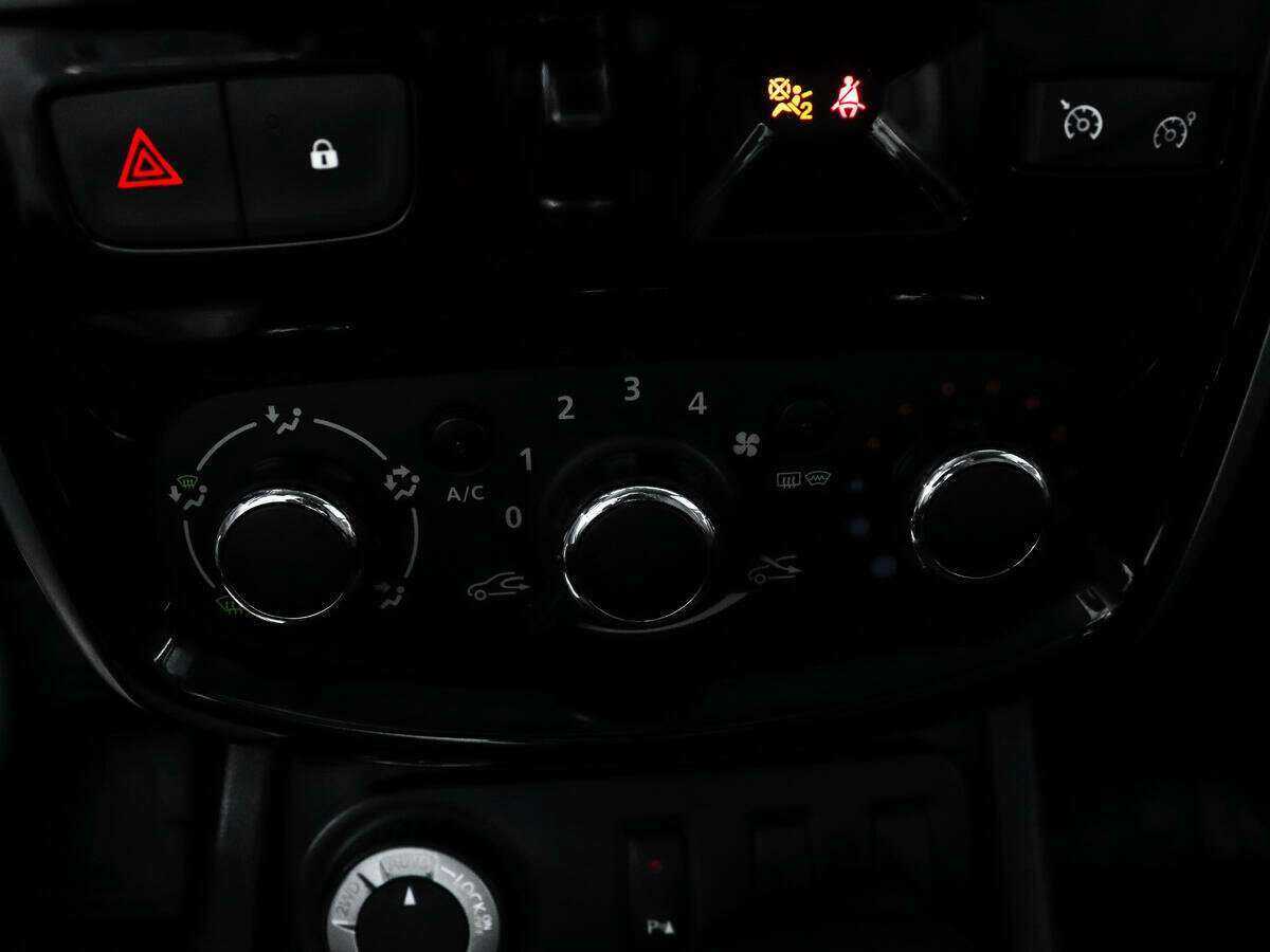 Nissan Terrano, 2019 Фото №16