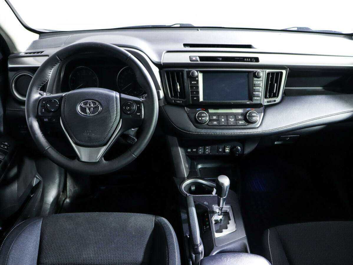 Toyota RAV4, 2017 Фото №11