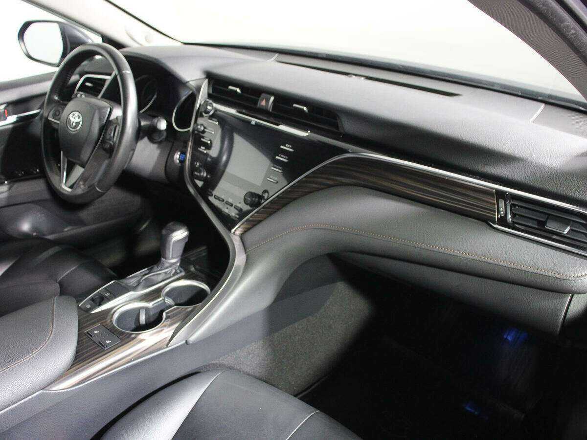 Toyota Camry, 2018 - 105 000 км. | Фото №6