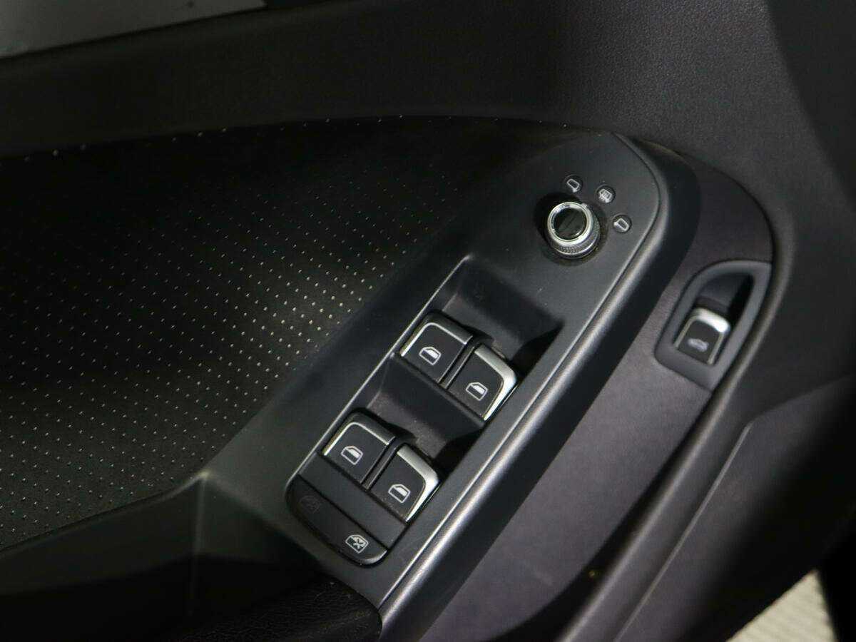 Audi A4, 2012 Фото №15